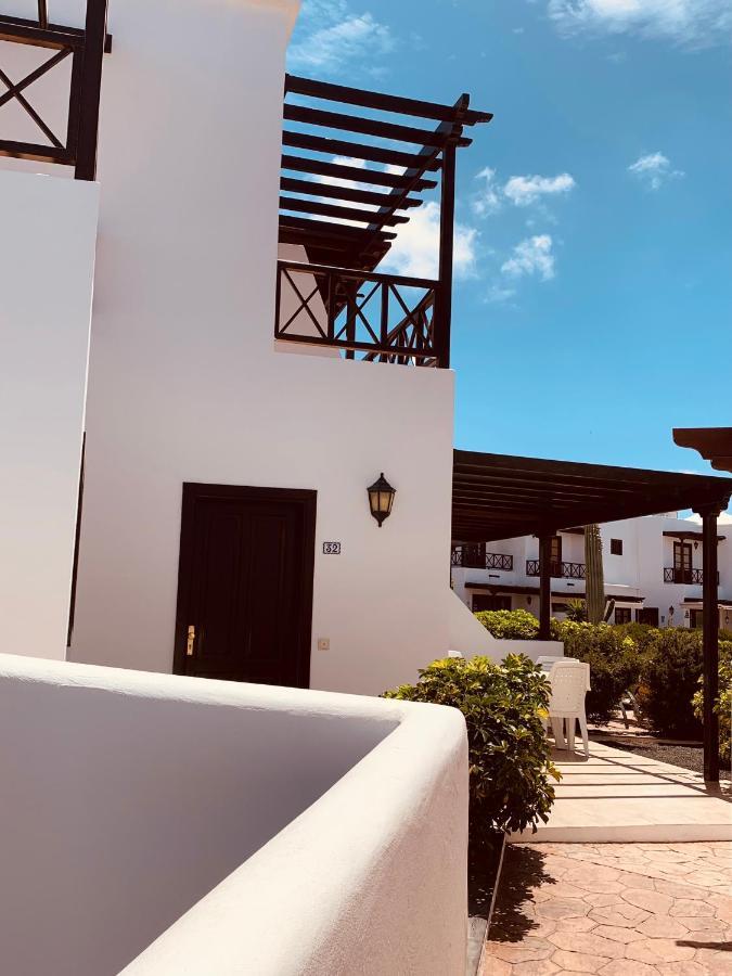 Lovely Casa Felicidad, swimming pool, Wifi x private garden Playa Blanca  Exterior foto