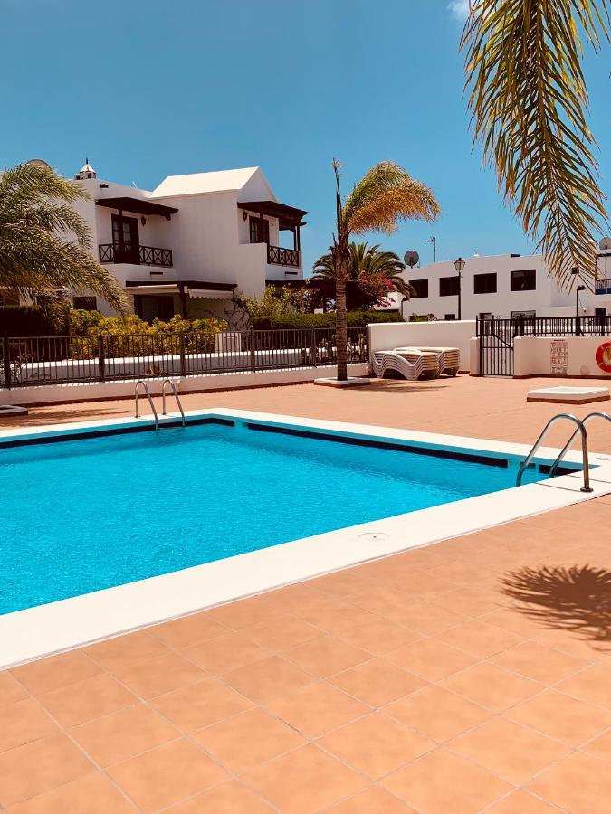 Lovely Casa Felicidad, swimming pool, Wifi x private garden Playa Blanca  Exterior foto