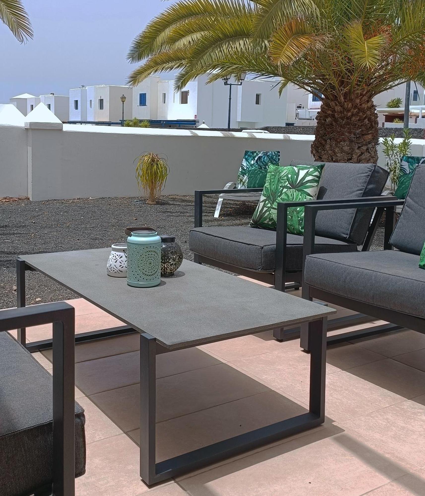 Lovely Casa Felicidad, swimming pool, Wifi x private garden Playa Blanca  Exterior foto